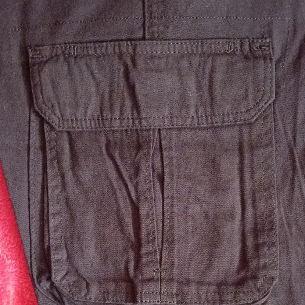 Men's Black Cargo Pants - Picture 3 of 6